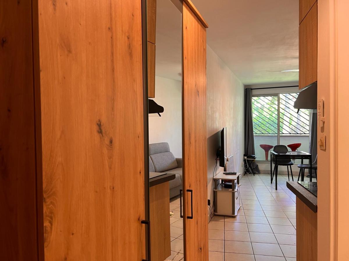 Le Ti Canbou - Studio - Pres De La Plage -By Sister Home Saint-Gilles Les Bains Extérieur photo