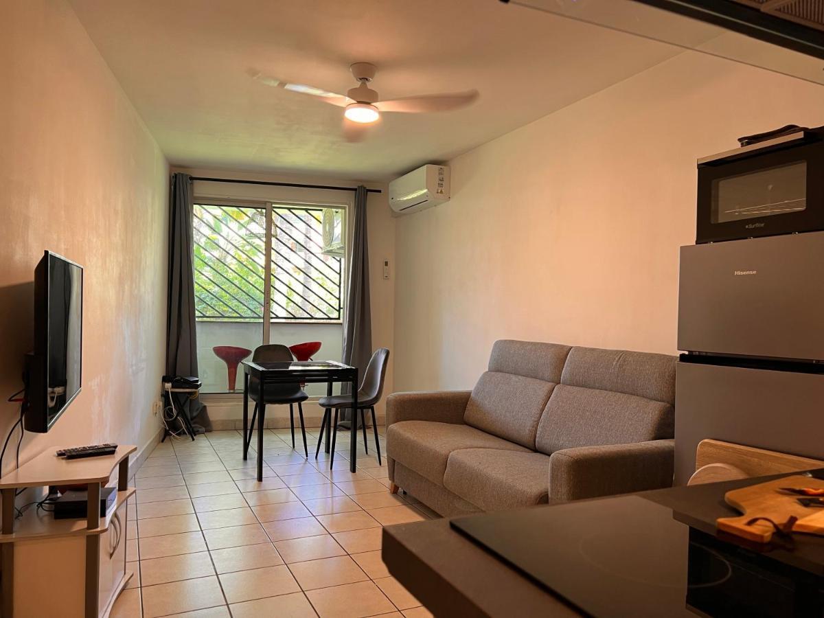 Le Ti Canbou - Studio - Pres De La Plage -By Sister Home Saint-Gilles Les Bains Extérieur photo
